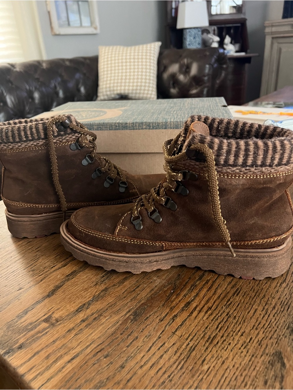 Born Women’s Brown Suede Lace-Up Ankle Boots - Picture 9 of 11